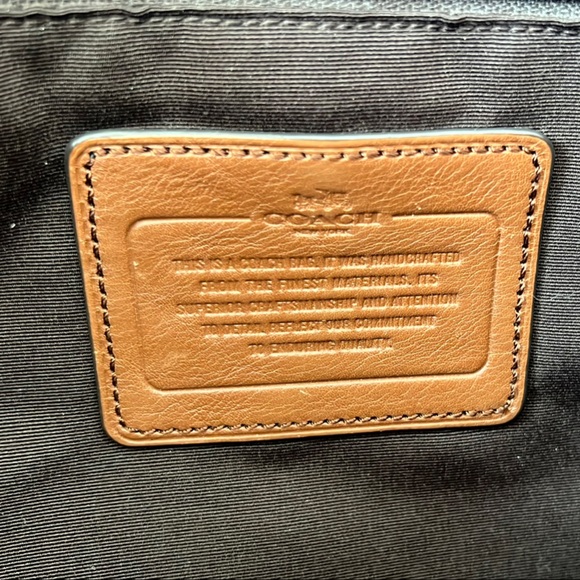 GUC Coach Brown Leather Men's Bag with Adjustable & Detachable Strap - Picture 7 of 12